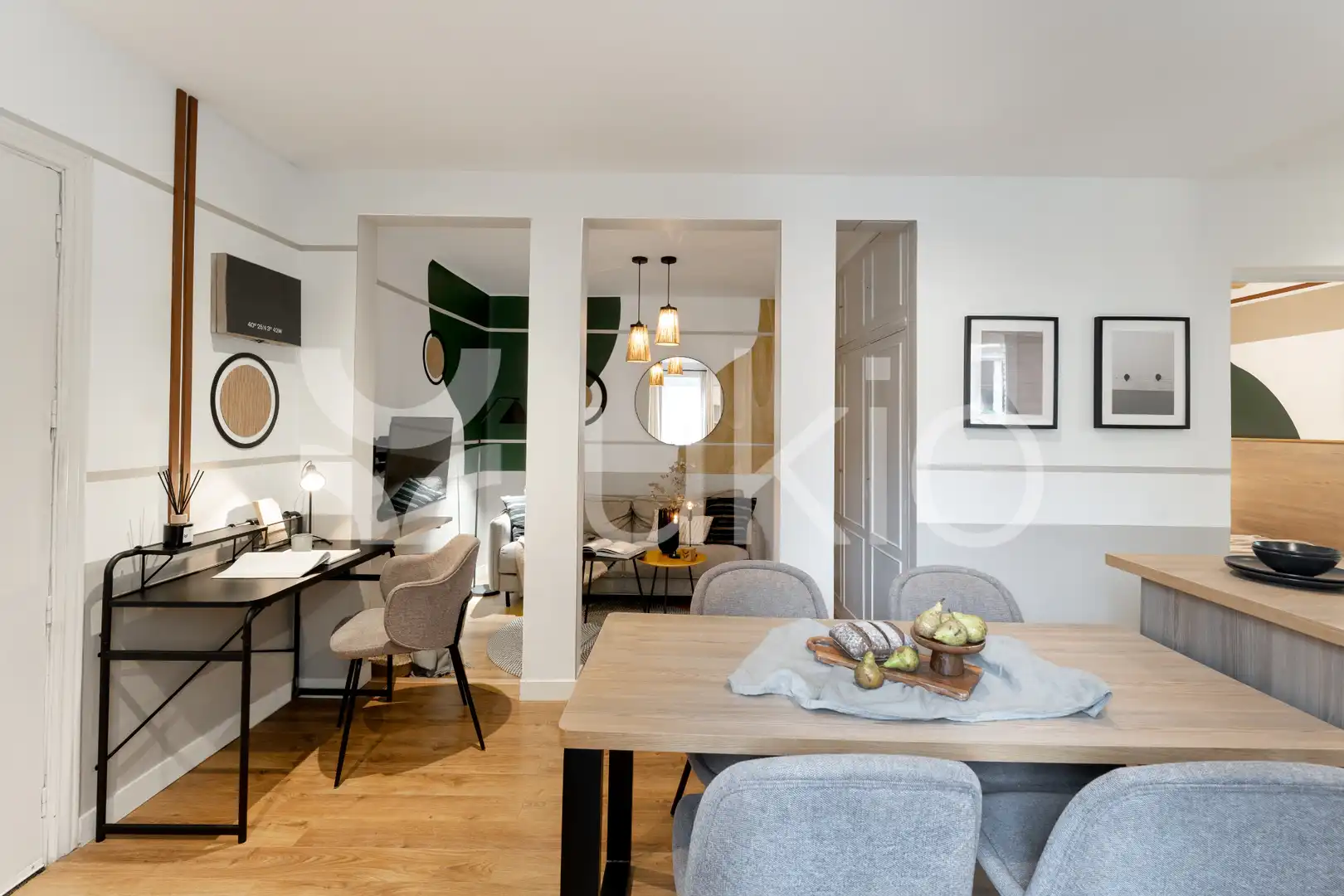 Menjador de Apartament de lloguer en Madrid amb Aire condicionat, Calefacció i Moblat