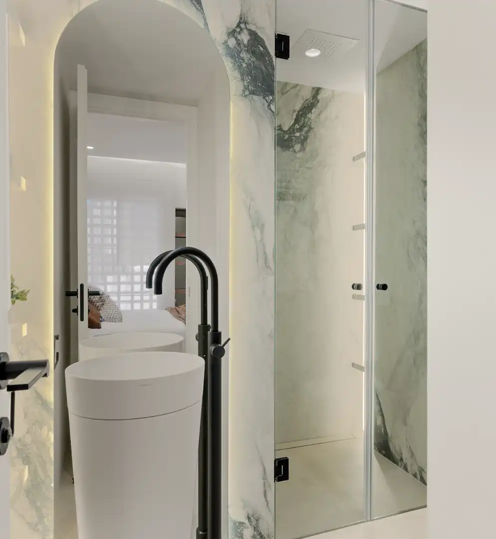 Baño de Ático en venta en Marbella con Aire acondicionado, Calefacción y Terraza