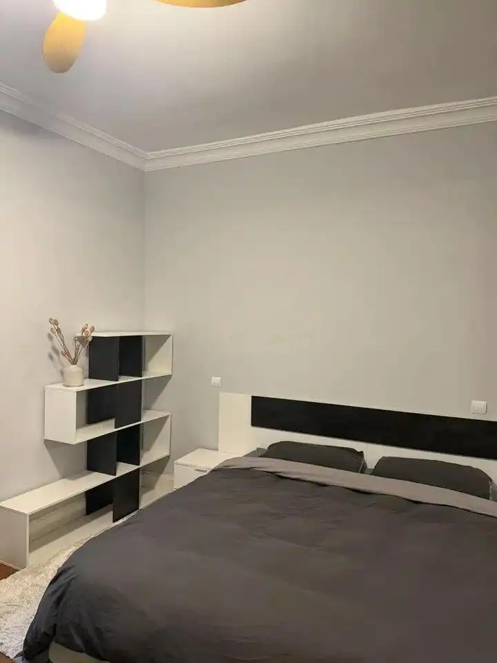 Habitación de Planta baja de alquiler en Madrid con Aire acondicionado y Amueblado