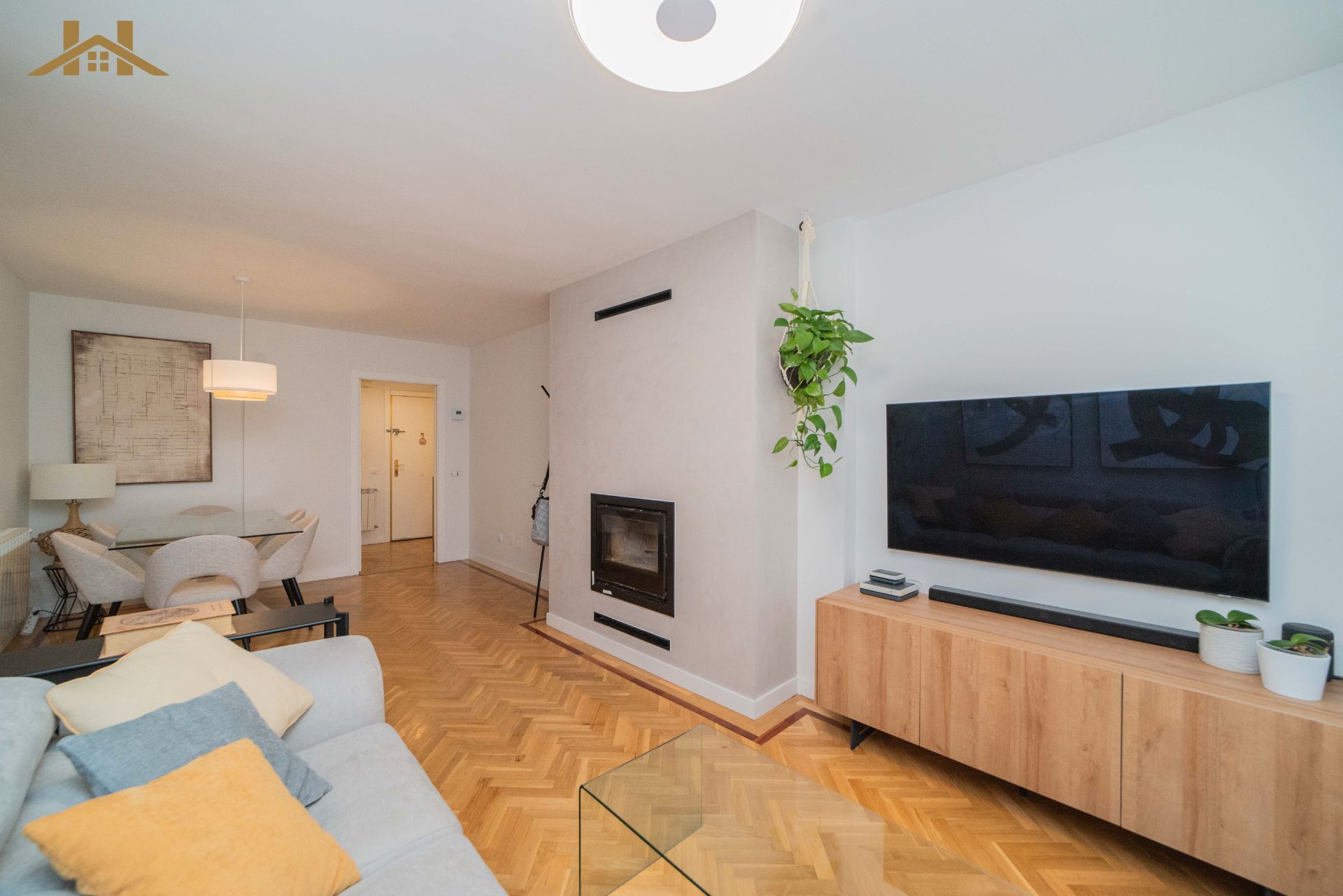 Living room of Flat for sale in El Escorial  with Heating, Private garden and Parquet flooring