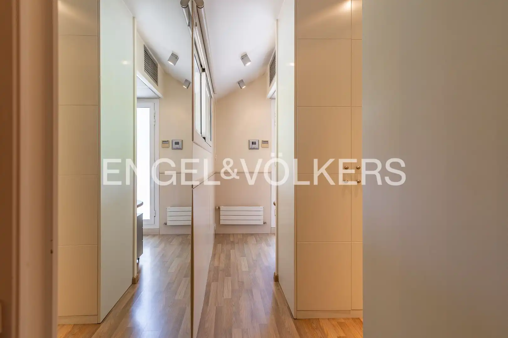 Casa o xalet en venda en Cerdanyola del Vallès amb Aire condicionat, Calefacció i Jardí privat