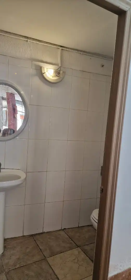 Badezimmer von Geschaftsraum zur Miete in Valencia