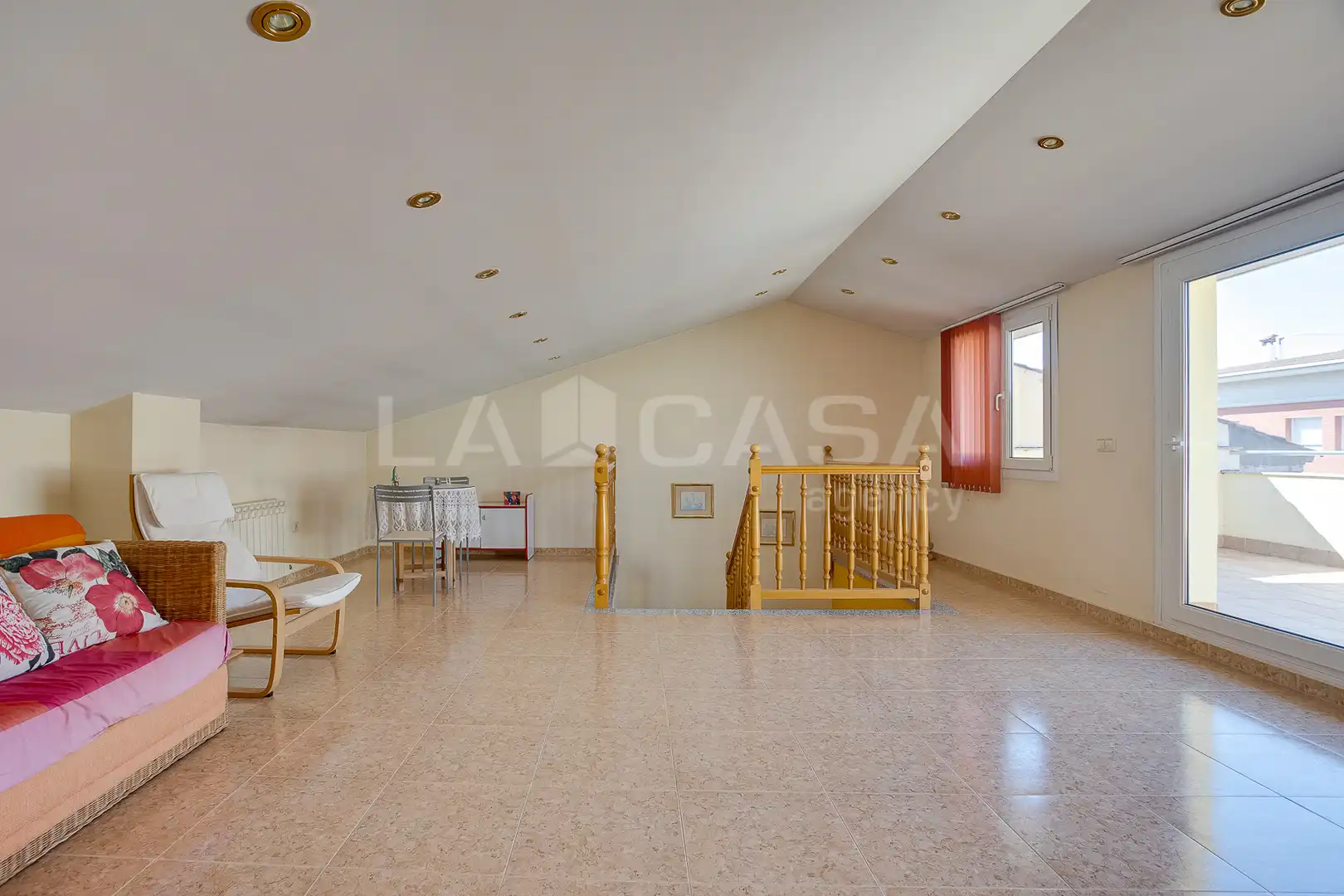 Adosado con terraza en venta en Carrer del Brasil, imagen 40