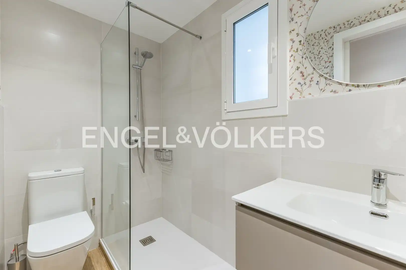 Baño de Piso en venta en Martorell con Calefacción
