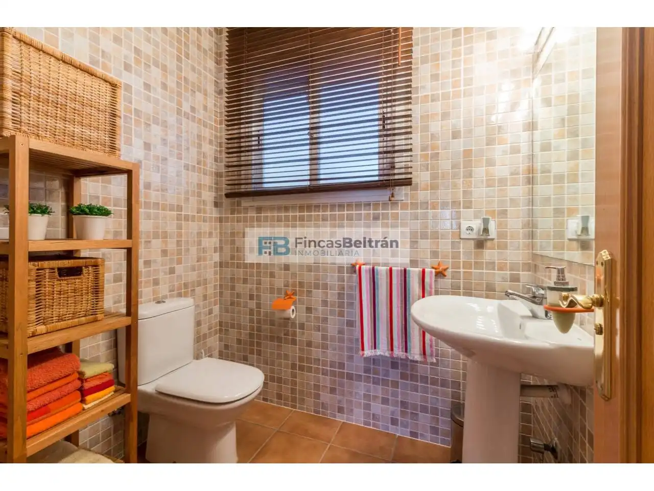 Badezimmer von Einfamilien-Reihenhaus zum Verkauf in Peñíscola / Peníscola mit Klimaanlage, Privatgarten und Terrasse