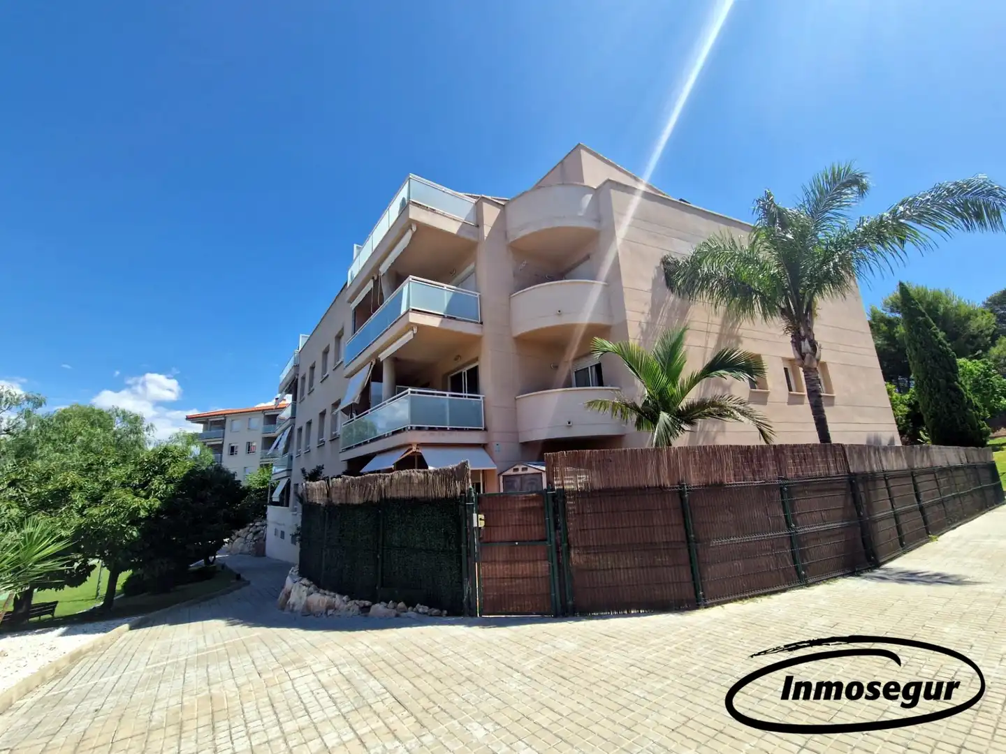 Vista exterior de Pis en venda en Salou amb Aire condicionat, Terrassa i Moblat