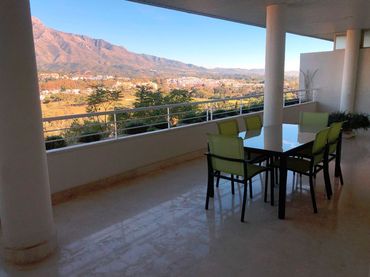 Piso con piscina en venta en Nueva Andalucía