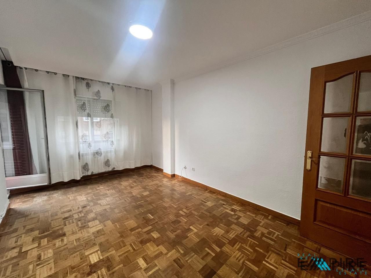 Dormitori de Pis en venda en Parla amb Aire condicionat, Calefacció i Parquet