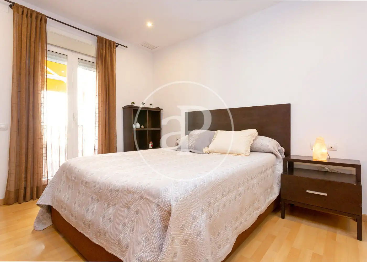 Habitación de Piso en venta en Barcelona con Aire acondicionado, Calefacción y Balcón