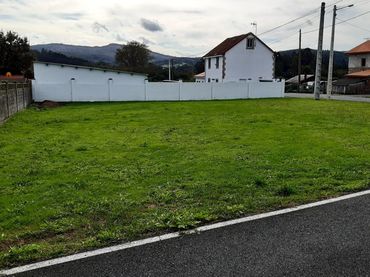 Wohnbaugrundstück zum Verkauf in Sedes - Pedroso - Doso