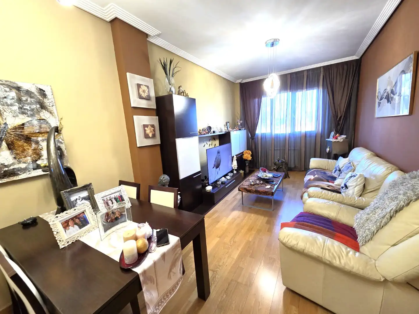 Sala d'estar de Pis en venda en Villafría - La Ventilla - Castañares