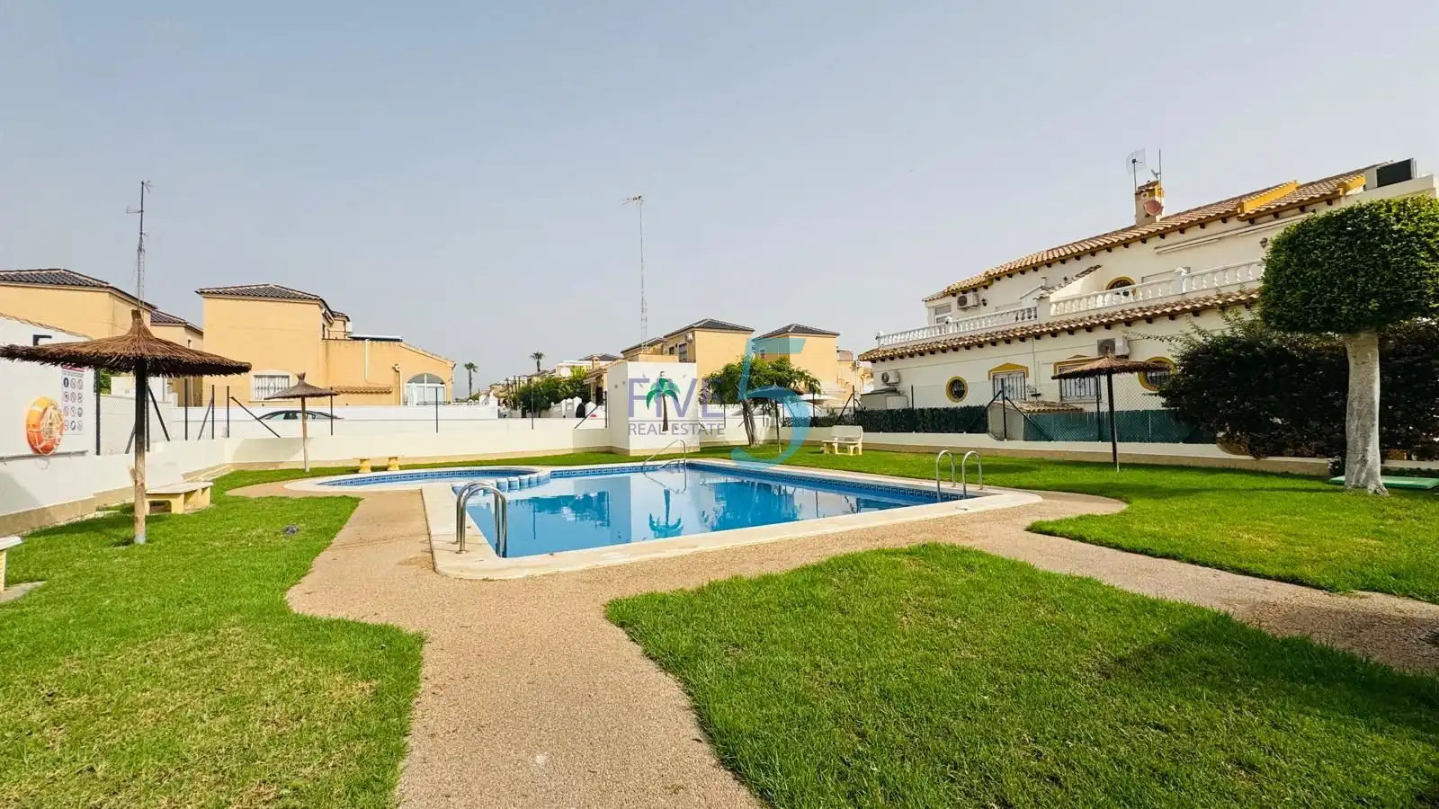 Casa a schiera con piscina in vendita a Orihuela Costa, imagen 2