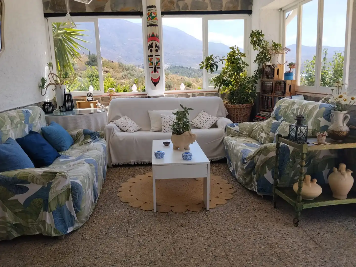 Sala de estar de Casa o chalet de alquiler en Vélez de Benaudalla con Aire acondicionado, Jardín privado y Terraza