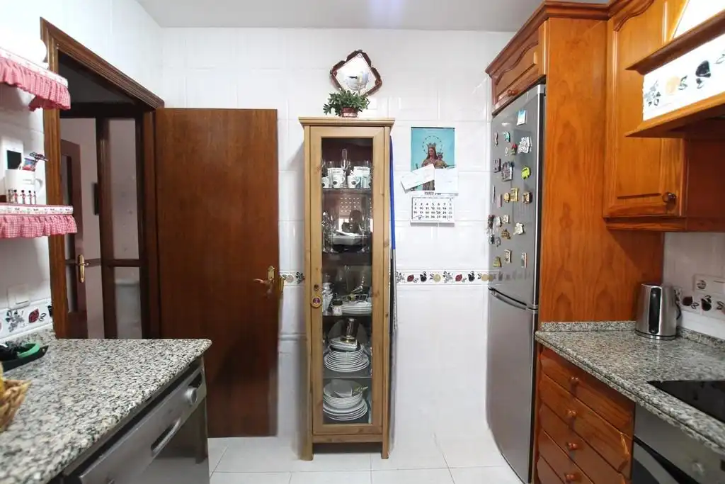 Kitchen of Houses for sale in Jerez de la Frontera  with Air Conditioner, Private garden and Terrace