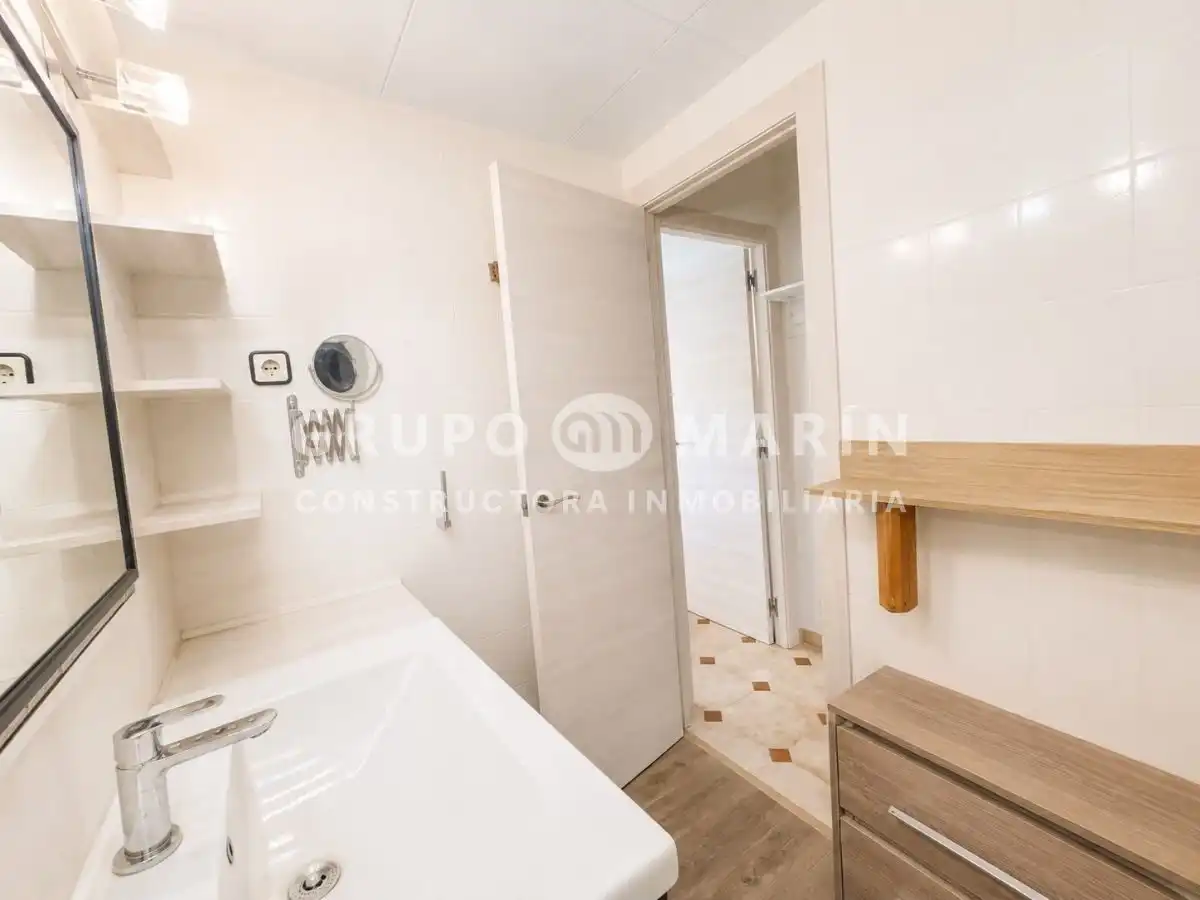 Baño de Piso en venta en Pineda de Mar con Terraza