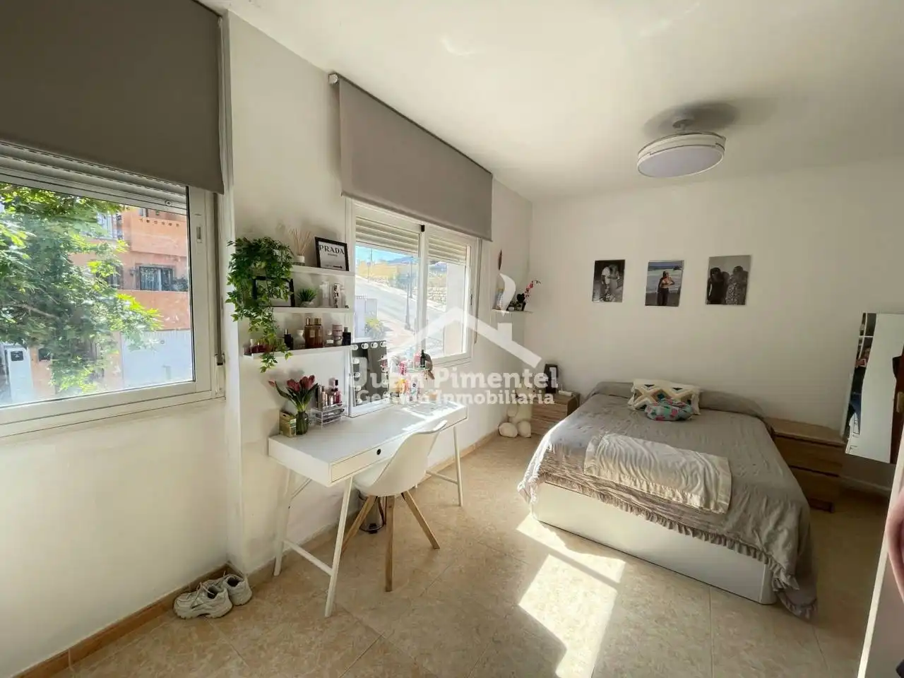 Dormitori de Casa adosada en venda en Estepona amb Aire condicionat, Jardí privat i Terrassa