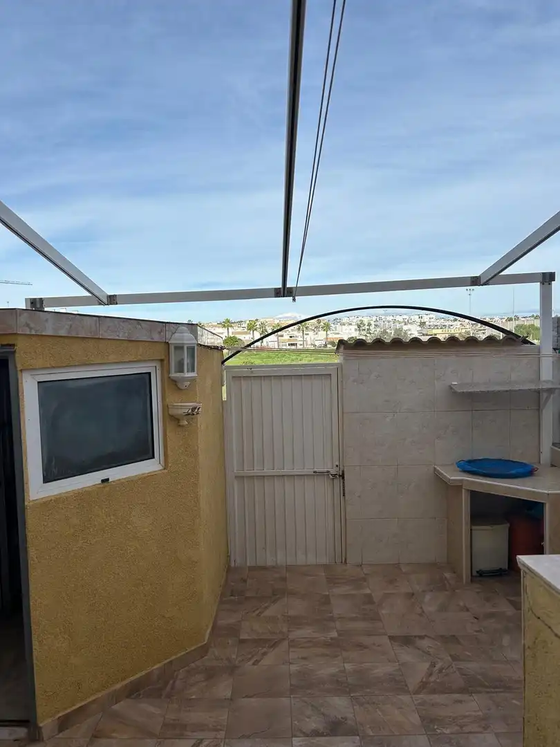 Terrassa de Dúplex en venda en Torrevieja amb Aire condicionat, Terrassa i Piscina comunitària