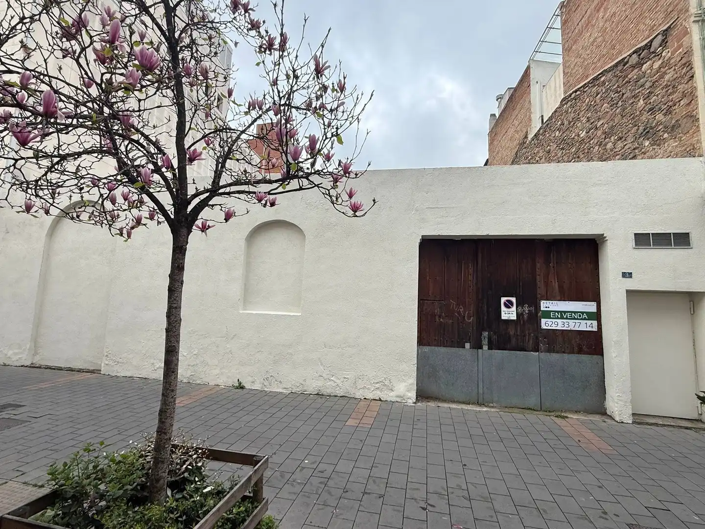 Terrenos y solares en venta en Carrer de Marià Sans 3