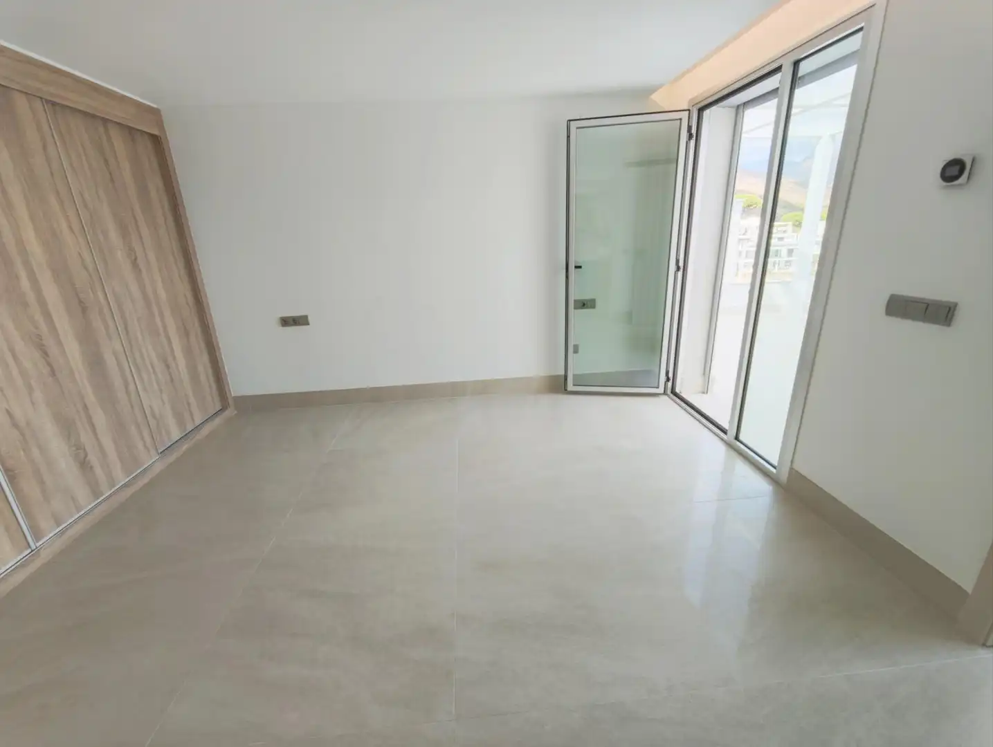 Attico con piscina in vendita a Calle Valle de Somiedo Urbanización Lagar Martell, imagen 21