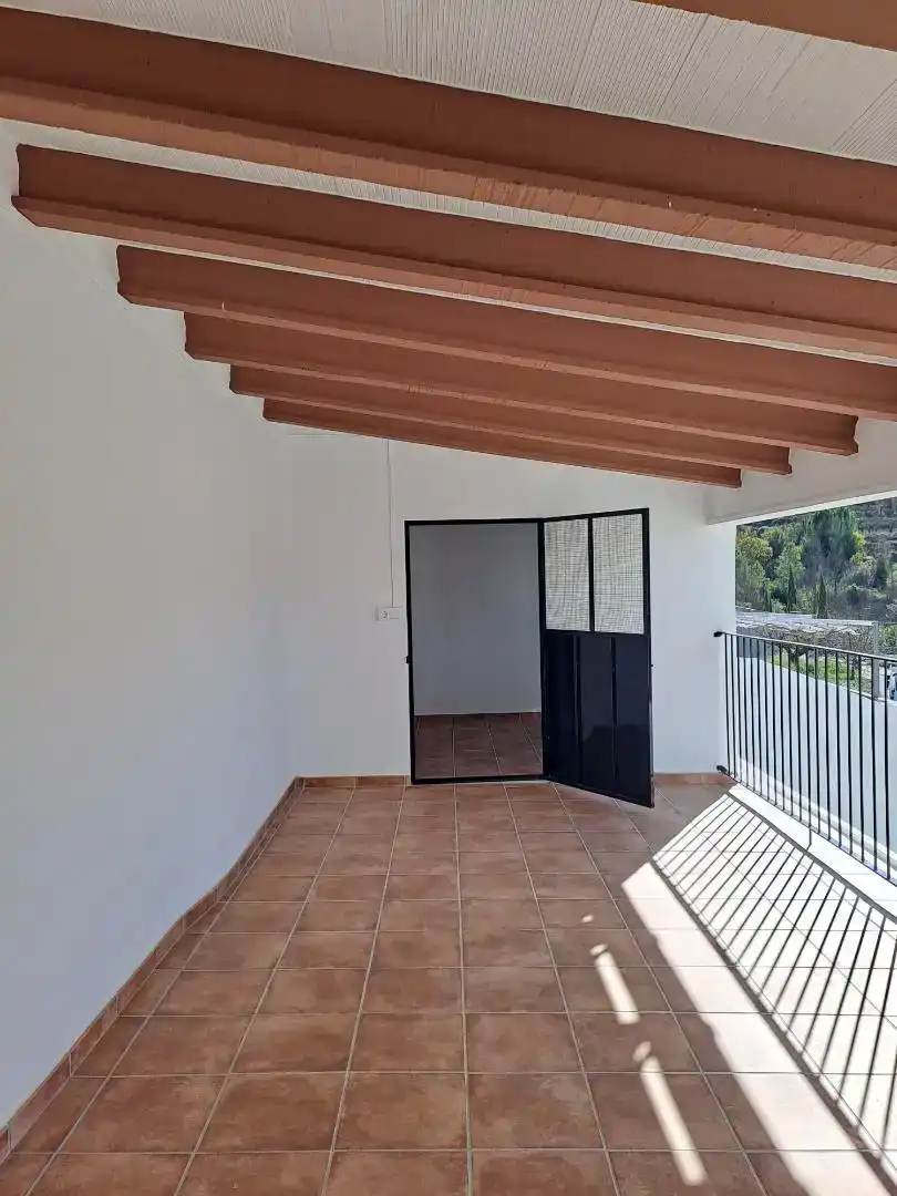 Terrassa de Casa adosada en venda en La Vall d'Ebo amb Jardí privat, Traster i Moblat
