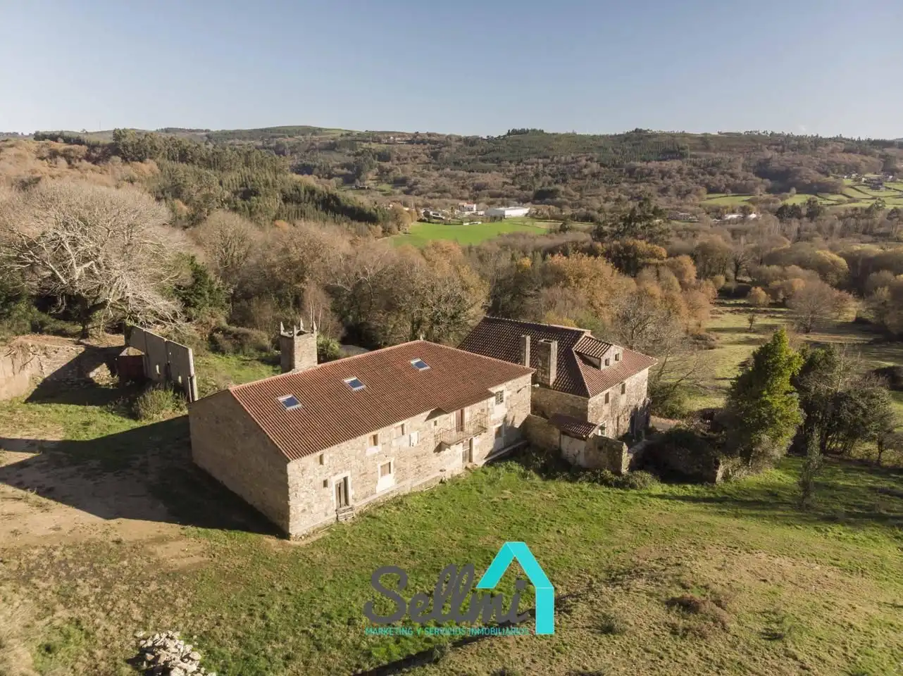 Vista exterior de Casa o xalet en venda en Toques amb Jardí privat i Balcó