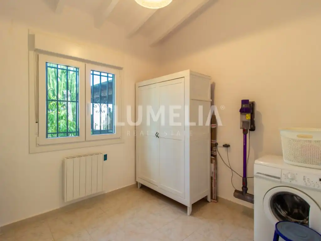 Casa o xalet en venda en Dénia amb Aire condicionat, Jardí privat i Piscina