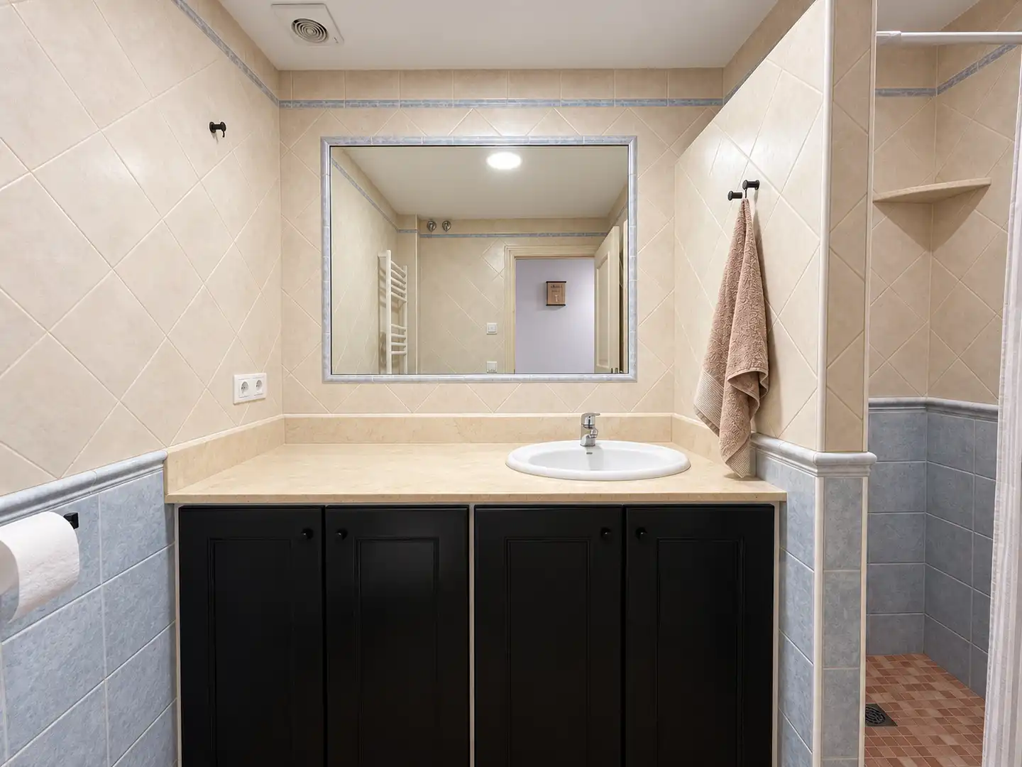 Badezimmer von Wohnung zum Verkauf in Alaior poble
