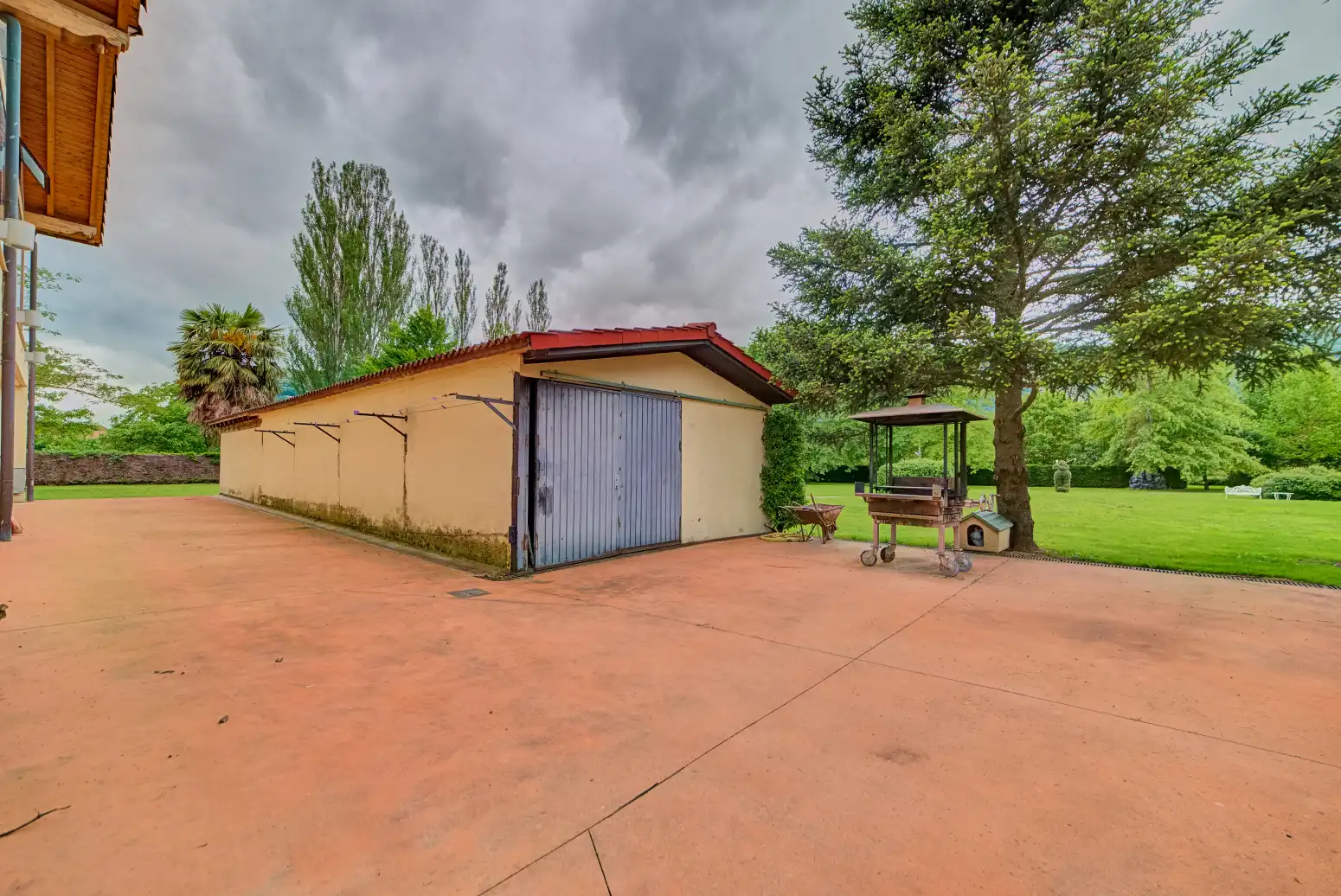 Vista exterior de Casa o chalet en venta en Irañeta con Calefacción, Jardín privado y Parquet