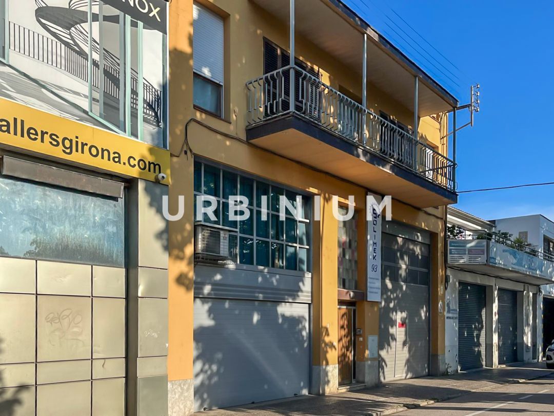 Vista exterior de Local de lloguer en Girona Capital