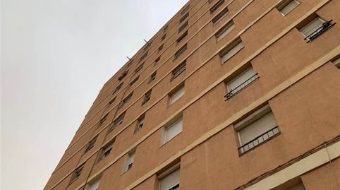 Foto 3 de Apartamento en venta en Mercat, Rubí