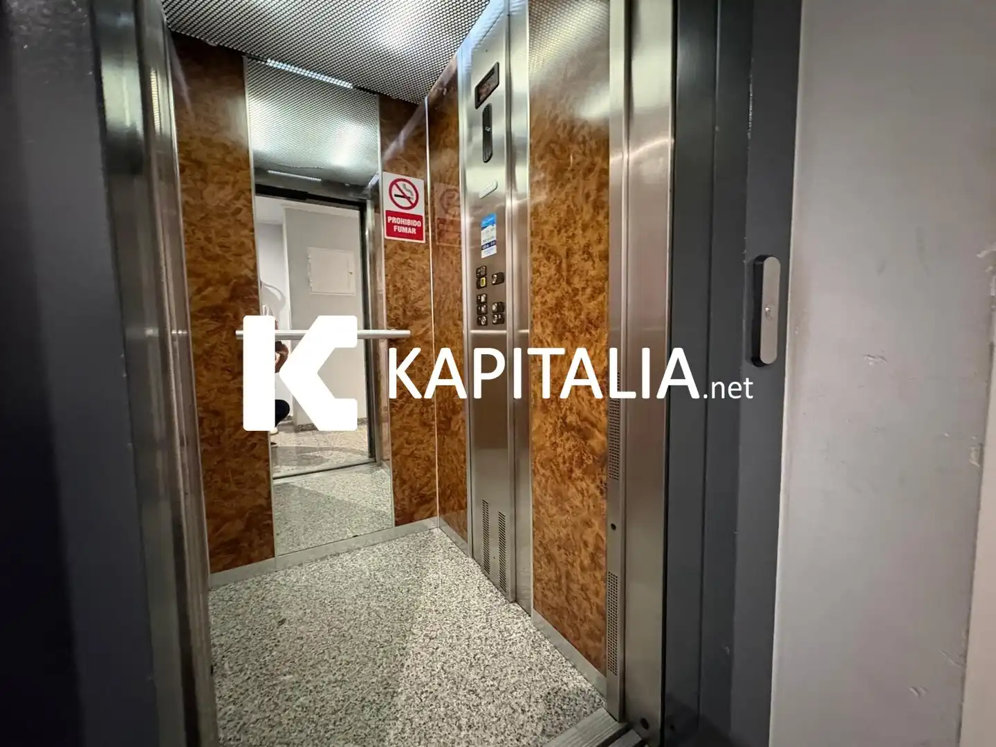 Appartamento con terrazza in vendita a Avenida VALL FARTA LA, imagen 17