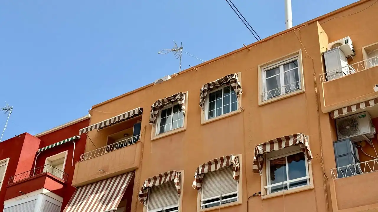 Piso en venta en Calle Arturo, Florida Baja, Florida - Ciudad de Asís