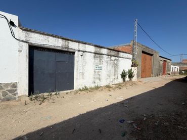 Nave industrial en venta en Los Palacios y Villafranca