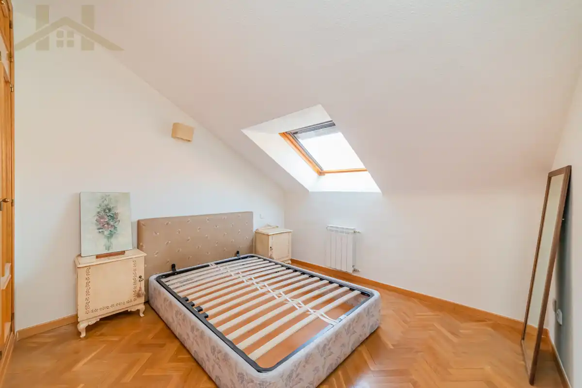 Habitación de Dúplex en venta en Aranjuez