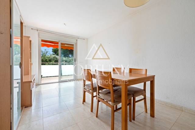 Piso en Venta en Carrer Castell de Tona, 24 en Els Tallats - Mas Olivé