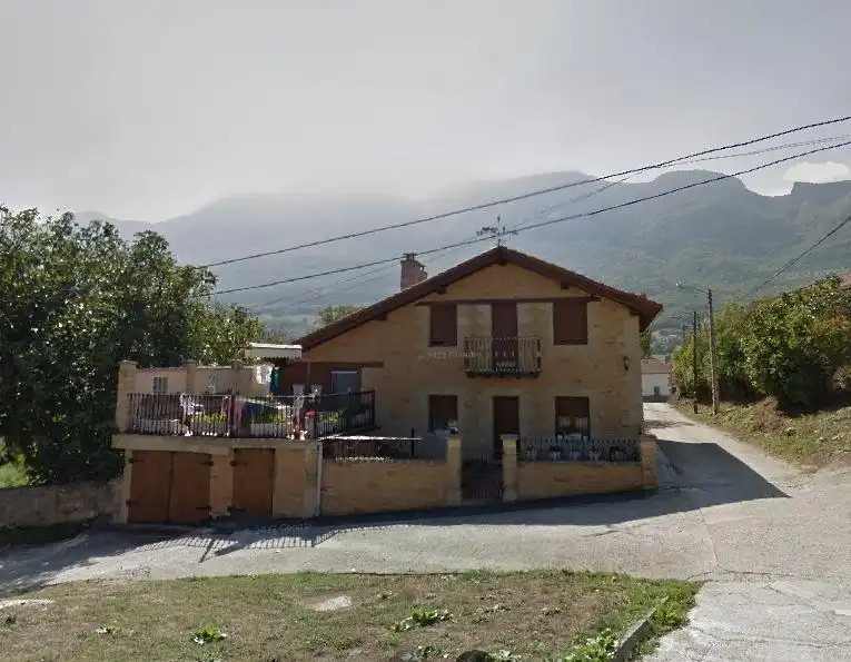 Vista exterior de Casa o chalet en venta en Valle de Mena con Jardín privado, Terraza y Balcón