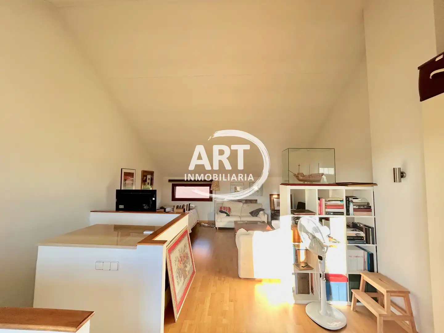Sala d'estar de Casa adosada en venda en Bétera amb Aire condicionat, Calefacció i Terrassa