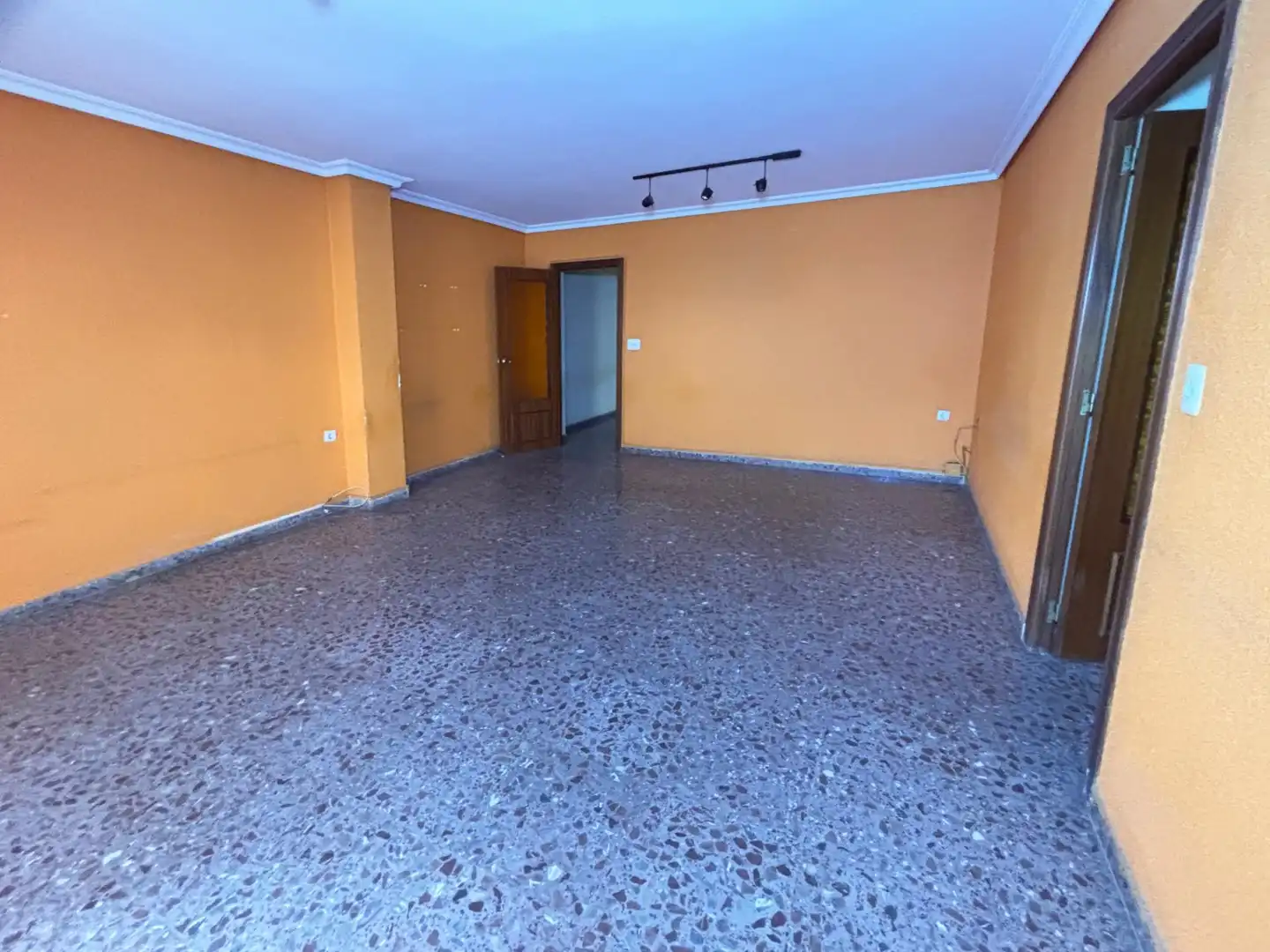 Wohnung zum Verkauf in Valencia mit Terrasse und Balkon