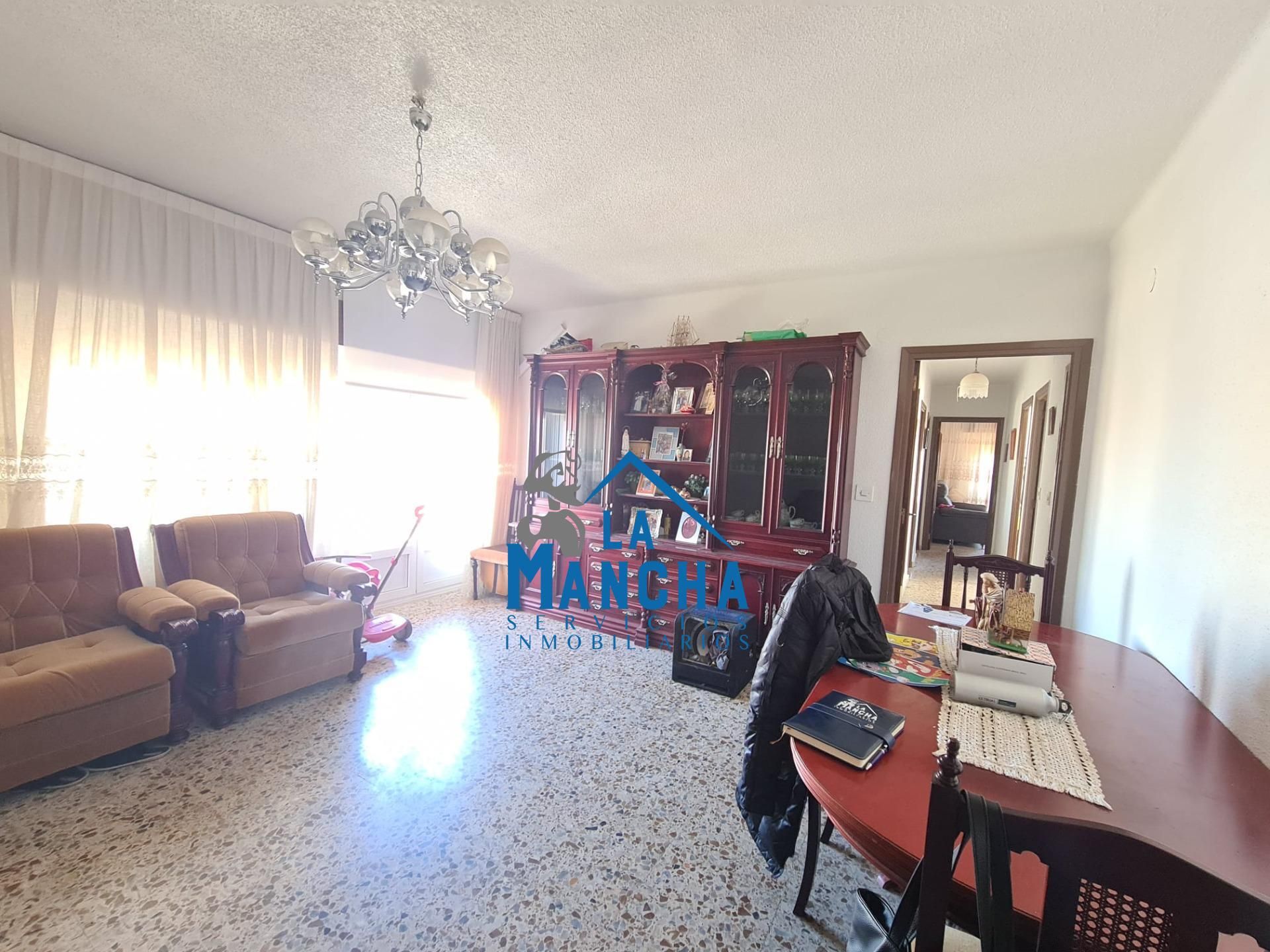 Living room of Flat for sale in  Albacete Capital  with Air Conditioner, Terrace and Balcony