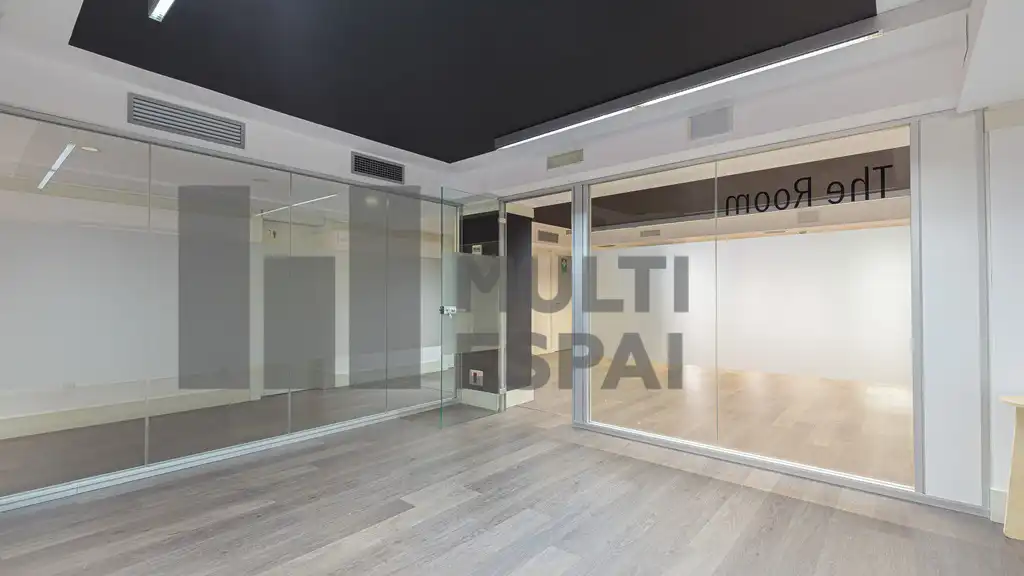 Office space with lift to rent in Carrer de Calàbria, imagen 8