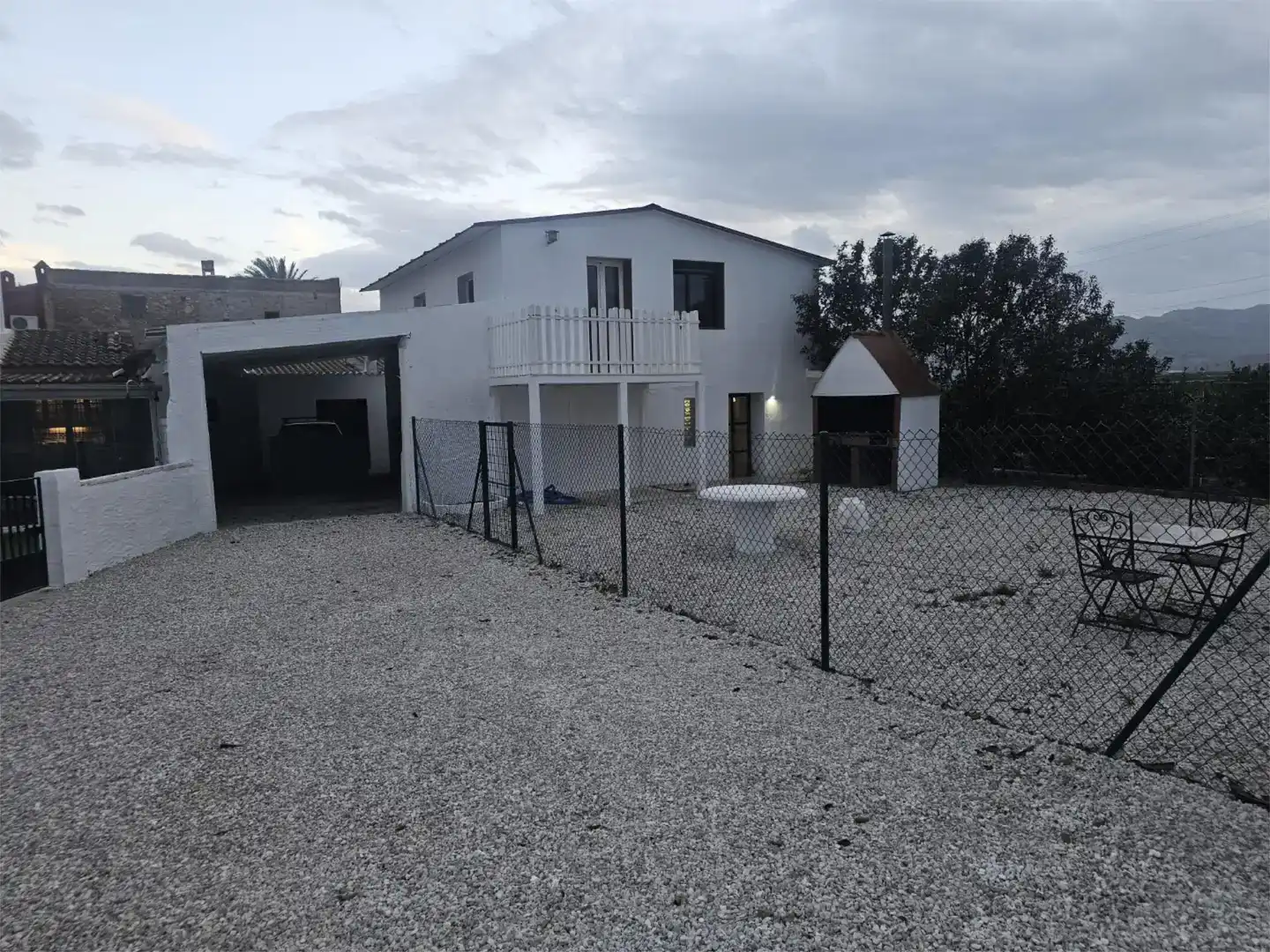Vista exterior de Finca rústica en venda en Granja de Rocamora amb Aire condicionat, Piscina i Balcó