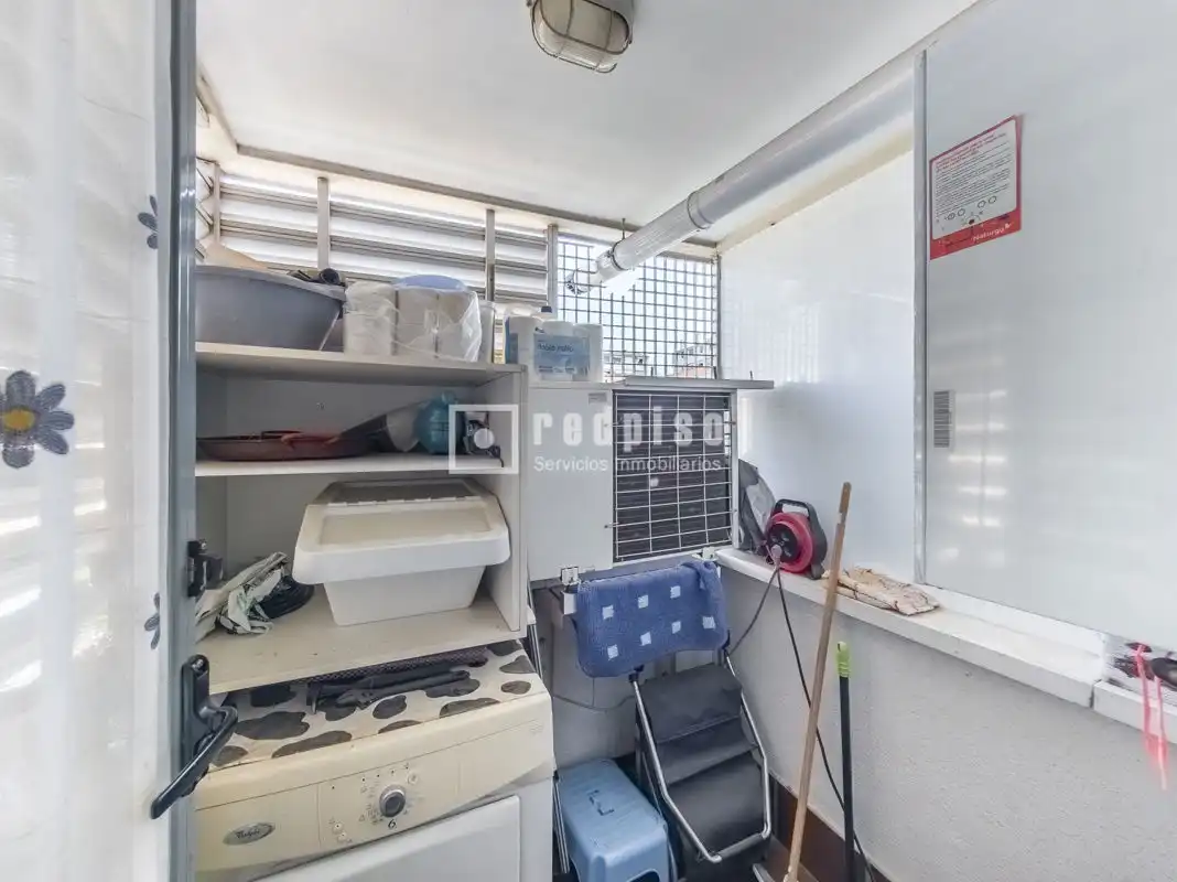 Balcony of Flat for sale in Alcorcón  with Air Conditioner, Heating and Parquet flooring