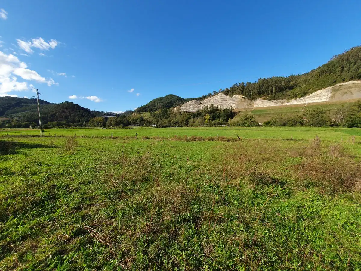 Terrenos y solares en venta en Salas, imagen 3