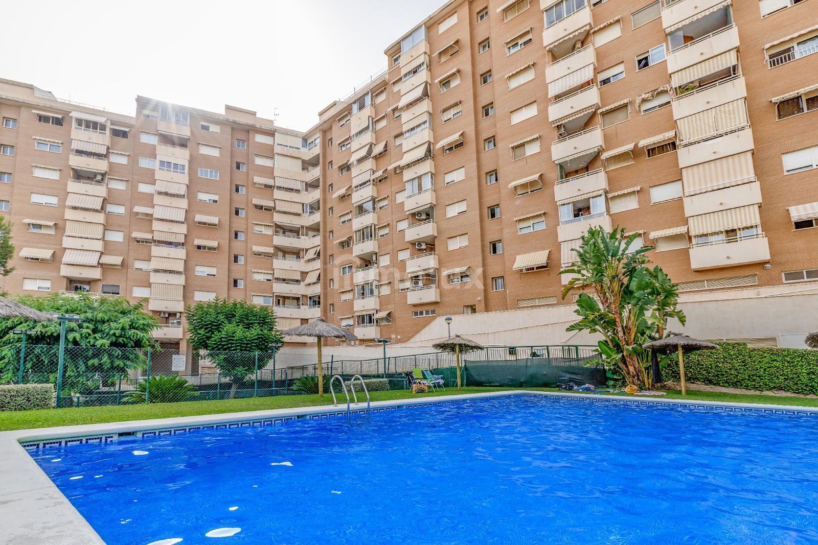 Vista exterior de Piso en venta en Alicante / Alacant con Terraza, Trastero y Piscina