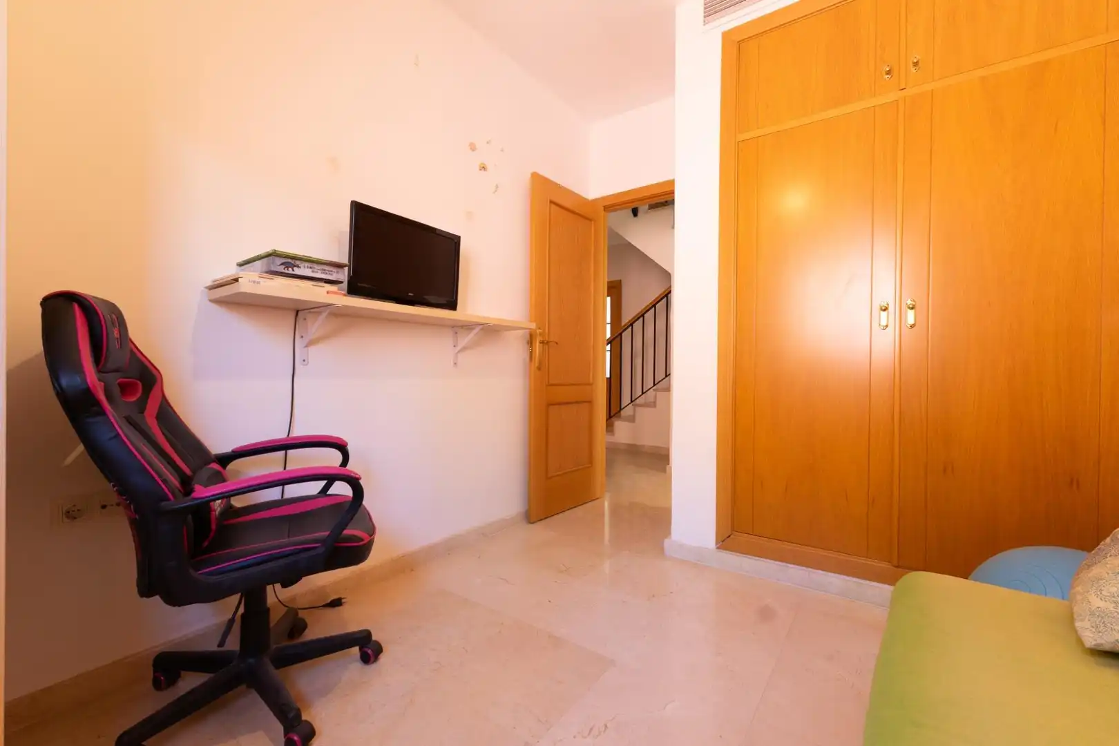 Dúplex en venta en Fuengirola con Terraza, Trastero y Piscina comunitaria