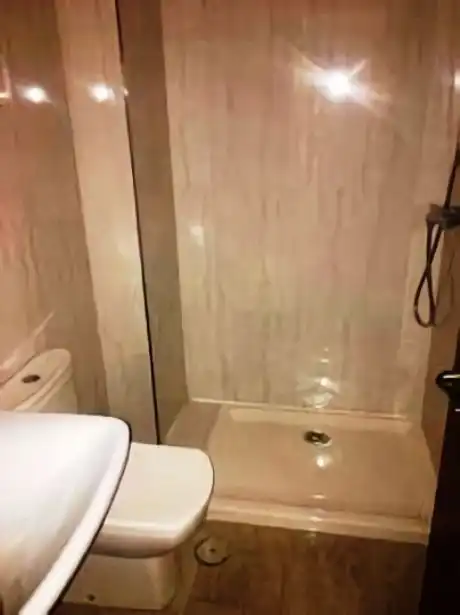 Baño de Casa o chalet en venta en Almería con Calefacción y Trastero