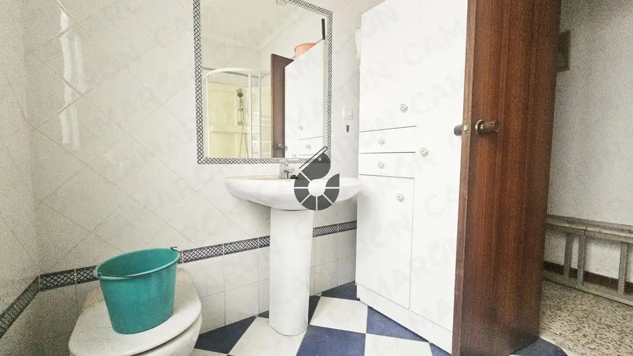 Baño de Planta baja en venta en Coria del Río