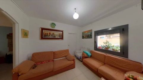 Foto 2 de Pis en venda a Calle Travau, El Turó de la Peira, Barcelona Capital