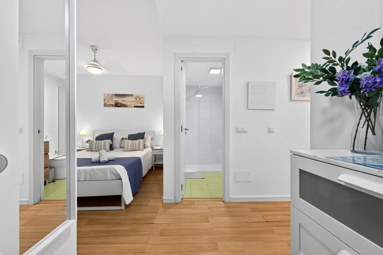 Dormitori de Apartament en venda en Málaga amb Aire condicionat i Moblat