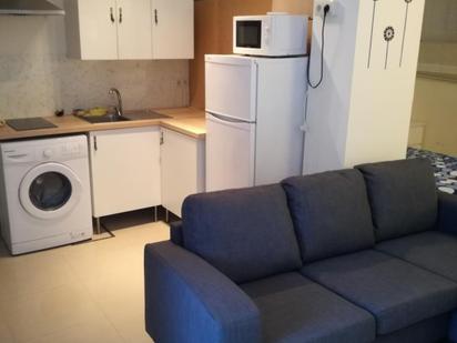Kitchen of Study to rent in Montequinto  with Air Conditioner